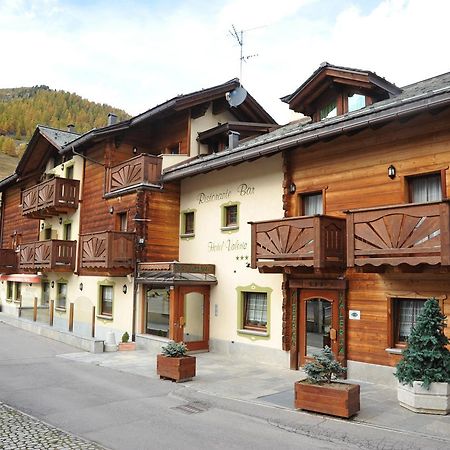 Hotel Valeria リヴィーニョ エクステリア 写真