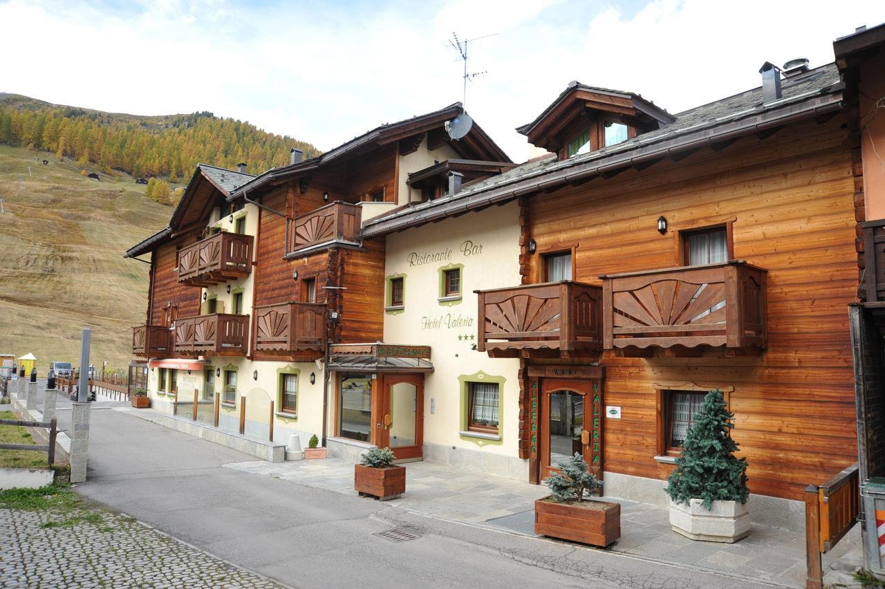 Hotel Valeria リヴィーニョ エクステリア 写真
